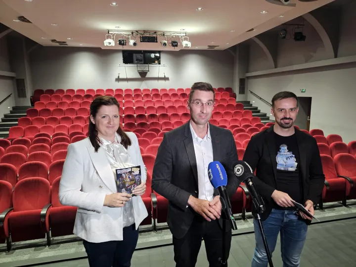 Marija Li&scaron;čić Drmić, Josip Romić i Marko Sabljaković na konferenciji za medije 