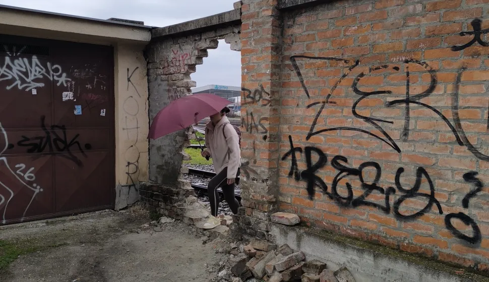 Pje&scaron;aci, dovodite, prije svih, sebe u opasnost!