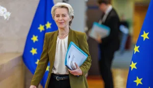 epa11691997 EU Commission President Ursula von der Leyen arrives at the EU Commission weekly college of European Commissioners meeting in the European Commission in Brussels, Belgium, 30 October 2024. EPA/OLIVIER MATTHYS