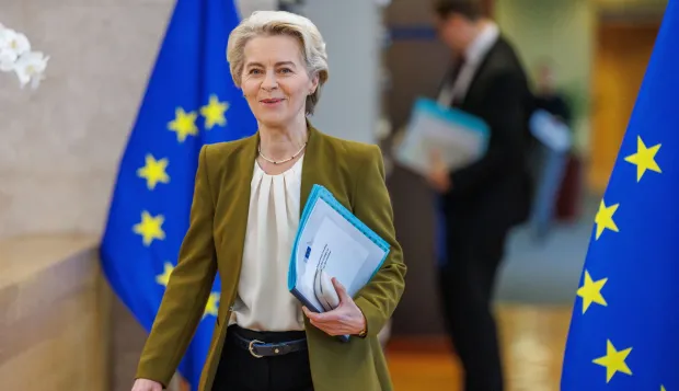 epa11691997 EU Commission President Ursula von der Leyen arrives at the EU Commission weekly college of European Commissioners meeting in the European Commission in Brussels, Belgium, 30 October 2024. EPA/OLIVIER MATTHYS