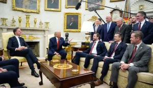 epa11961489 US President Donald Trump (2L) and NATO Secretary General Mark Rutte (L) with US Vice President JD Vance (3R) and US Secretary of Defense Pete Hegseth (2R) during their meeting in the Oval Office of the White House in Washington, DC, USA, 13 March 2025. EPA/YURI GRIPAS/POOL