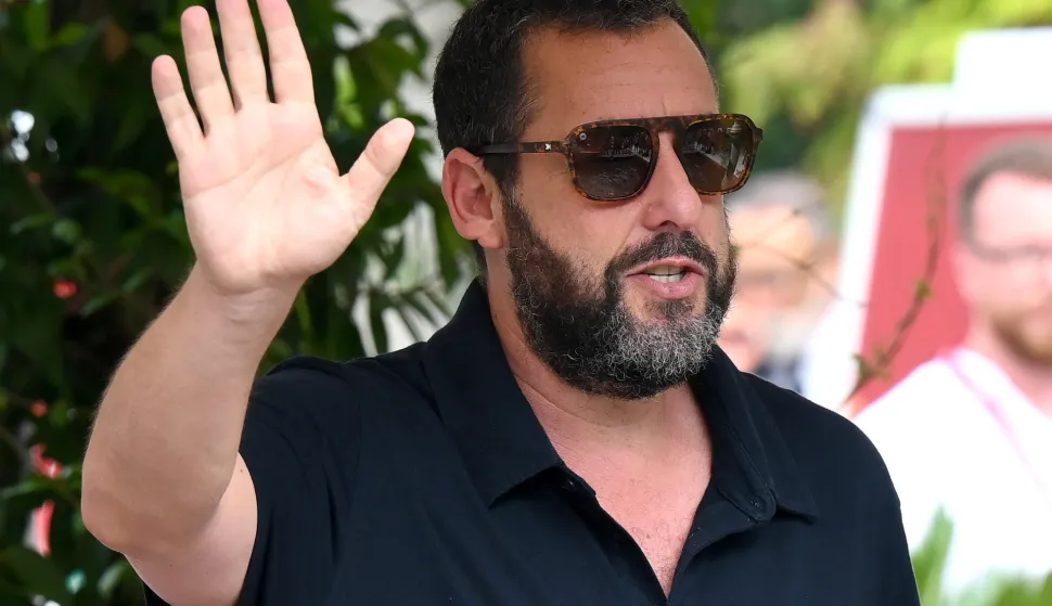 epa12326628 US actor Adam Sandler arrives at the Lido Beach prior to the opening ceremony of the 82nd annual Venice International Film Festival, in Venice, Italy, 27 August 2025. The film festival runs from 27 August to 06 September 2025. EPA/ETTORE FERRARI