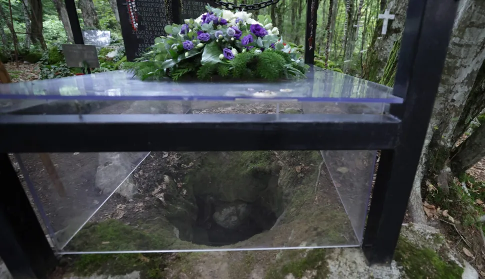 MAGAZIN knjigaNarod.hr/FOTO FaH