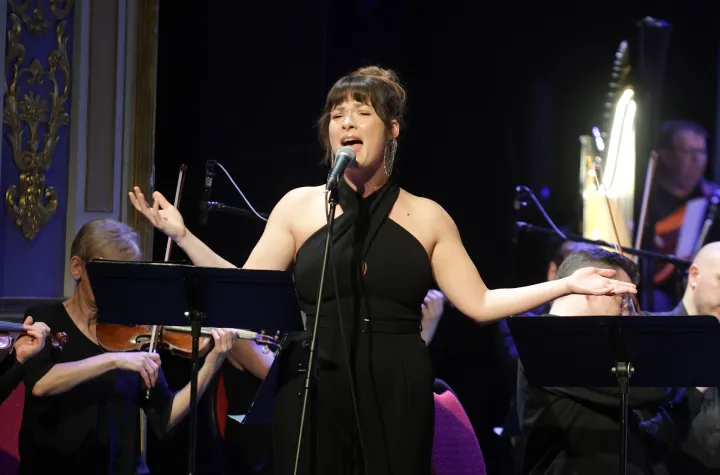 Osijek, 13. 03. 2026., HNK, Pop-rock rapsodija, premijera, Mladen Tutavac - dirigent, Vestić SNIMIO BRUNO JOBST