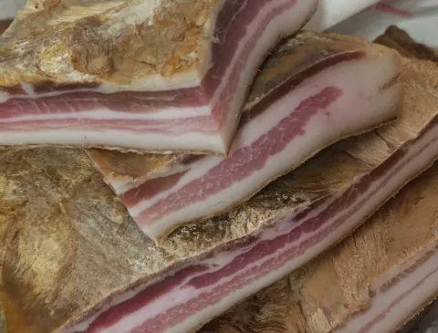 Slavonska slaninafoto: Marija Le&scaron;ić Omerović