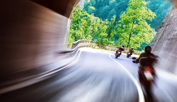 Ilustracija motocikli