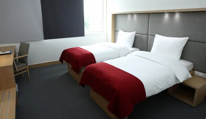 17.05.2011., Zagreb - Konferencija za medije povodom otvaranja Hotela Rebro, prvog bolnickog hotela u Hrvatskoj odrzana je u Hotelu Rebro. Interijer sobe u hotelu RebrorPhoto: Davor Puklavec/PIXSELL