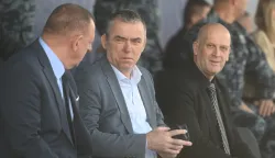 Split. 10.03.2026. Ministar obrane Ivan Anu&scaron;ić, ministar poljoprivrede, &scaron;umarstva i ribarstva David Vlajčić i načelnik Glavnog stožera Oružanih snaga RH general-pukovnik Tihomir Kundid na svečanoj primopredaji gumenih brodica "Modrulj" Na slici Stipo Mlinarić, Ivica Kukavica. foto HINA/ Mario STRMOTIĆ/ms 