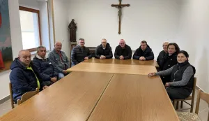 Dozvolimo li promjenu imena Ulice Josipa Astalo&scaron;a sljedeće je mijenjanje imena ulica u Dalju kojima smo dali imena po hrvatskim braniteljima - čulo se na konferenciji UHBDROE-a koja je, s mje&scaron;tanima, pokrenula peticiju protiv i uputila je Općini Erdut. Predsjednik Udruge brigadir Frano Tokić i općinski vijećnik poja&scaron;njava da Vijeće nije stavilo to na jučera&scaron;nji dnevni red pa će predstavnici hrvatskog naroda tražiti od SDSS-a da se postupak obustavi, u protivnom oni neće dolaziti vi&scaron;e na sjednice Vijeća. "Posebno nećemo odustati sada nakon &scaron;to je presuda koja oslobađa Astalo&scaron;a od optužbi koje mu je natovarila JNA i tada&scaron;nja vlast postala pravomoćna. Dugo to sve traje, mislimo da žele promjenu i ostalih naziva ulica po braniteljima koji su utkali živote u Hrvatsku. Cijela nas situacija podsjeća na predratnu, kada su ovdje dolazili Ra&scaron;ković i drugi potpirivati i praviti probleme. U tom svjetlu podsjećam da je u Dalju bio u 11. mjesecu Milorad Dodig - na poziv Eparhije i uručeno mu je odlikovanje za sve &scaron;to radi za srpski narod, a u veljači i predsjednik Vlade Srbije - kazao je Tokić.