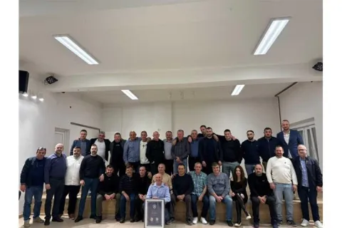 Druženje policajaca iz Beli&scaron;ća i Paga traje 2'0. godina