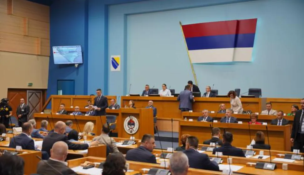 27.06.2023., Narodna skupstina RS, Banja Luka (BiH) &ndash; Osma posebna sjednica Narodne skupstine na cijem usvojenom dnevnom redu je razmatranje Prijedloga zakona o neprimjenjivanju odluka Ustavnog suda BiH, po hitnom postupku. Ovaj akt koji su predlozili predsjednik Republike Srpske Milorad Dodik, narodni poslanici i Vlada Srpske predvidja da se odluke Ustavnog suda BiH neće primjenjivati i izvrsavati na teritoriji Republike Srpske dok Parlamentarna skup&scaron;tina BiH ne donese zakon o ovom sudu. Photo: Dejan Rakita/PIXSELL