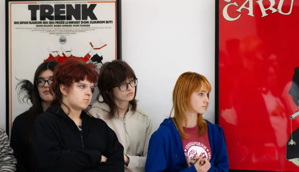 Osijek, 17. 3. 2026., Izložba plakata HNK, &Scaron;PUDizložba; &Scaron;PUD; HNK; predstave; plakati