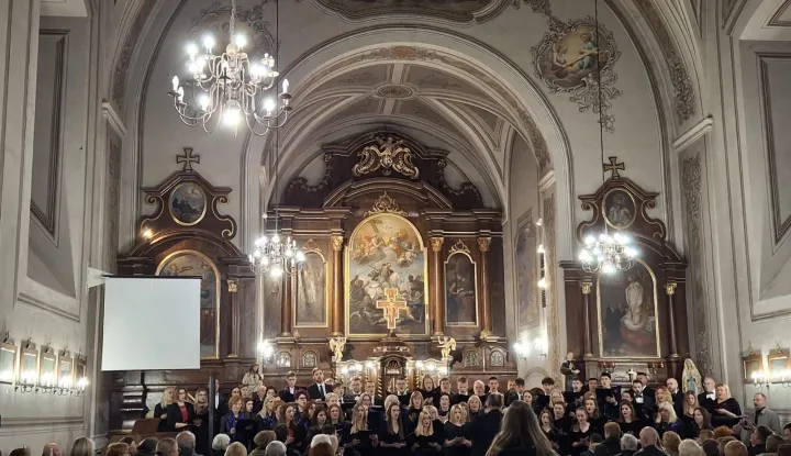 Molitveno ozračje i ljepota glazbe u izvedbi triju zborova