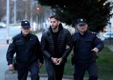 18.03.2026., Osijek - Privodjenje uhicenih zbog droge i pranja novca kod sudca istrage na Zupanijski sud. Dorijan Soldo Photo: David Jerkovic/PIXSELL