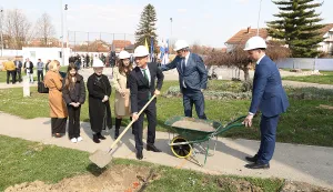 Svečano u Slatini: Rekonstrukcija &scaron;kole i izgradnja nove dvorane