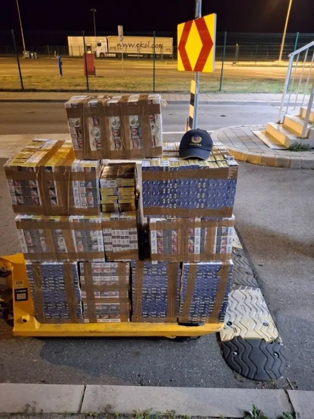 Zaplijena cigareta na GP Tovarnik