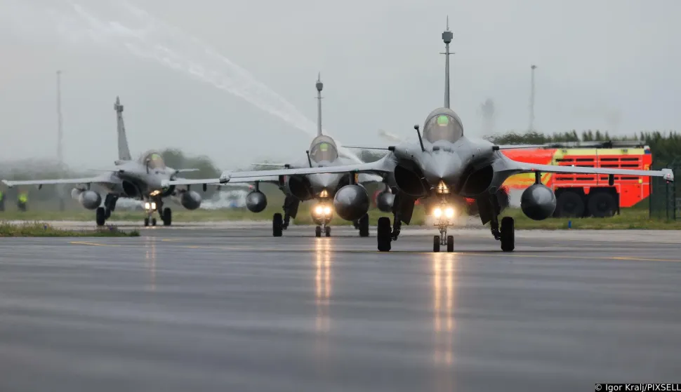 25.04.2024., Velika Gorica - Svecani docek prvih sest od ukupno 12 visenamjenskih borbenih aviona Rafale iz Francuske u vojarni "Pukovnik Marko Zivkovic". Photo: Igor Kralj/PIXSELL
