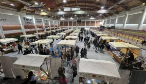 VINKOVCIU sportskoj dvorani Ekonomske i trgovačke &scaron;kole Ivana Domca učenici i nastavnici vinkovačke Srednje strukovne &scaron;kole, kao i prija&scaron;nje dvije godine, u četvrtak, 26. ožujka, organiziraju 3. Sajam fakulteta