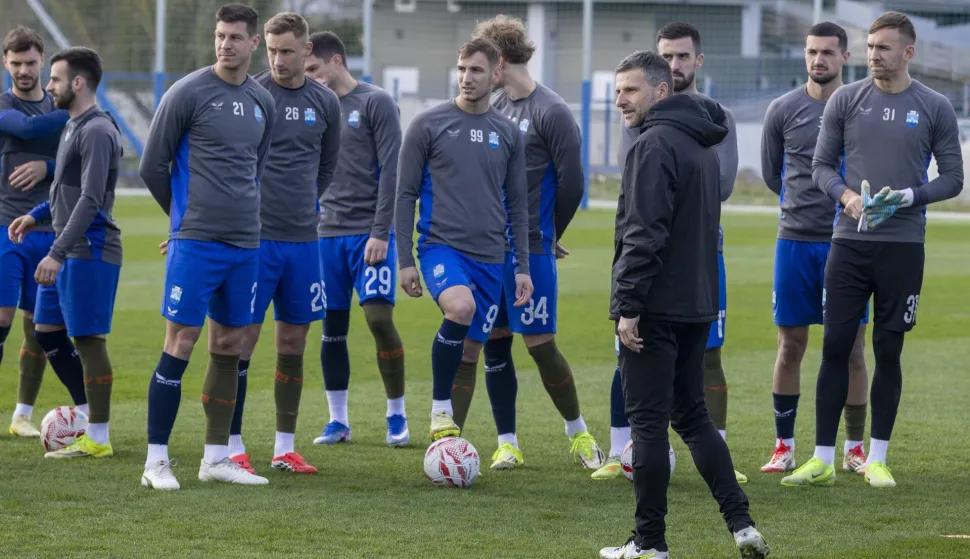 25.02.2026., Osijek - Opus Arena, Novi trener NK Osijeka Tomislav Radotic na treningu uoci prve utakmice protiv Vukovara. Photo: David Jerkovic/PIXSELL