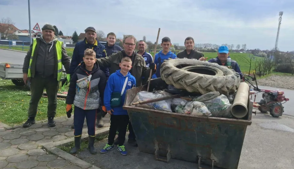 Ekolo&scaron;ka akcija SRK-a Linjak u Josipovcu: Očistili kanal od Stare Drave do naselja
