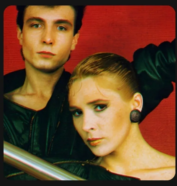 Legendarni electro-pop duo Denis & Denis nakon 44 godine kreću svoju posljednju turneju.