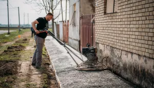 NIJEMCIU Općini Nijemci, po povr&scaron;ini i stanovni&scaron;tvu najvećoj u Vukovarsko-srijemskoj županiji, ovih je dana počela rekonstrukcija ulica, a prvi su zahvati u naselju Banovcima, u Ulici Marka Ore&scaron;kovića, gdje se rade nove pje&scaron;ačke stazeožujak 2026.