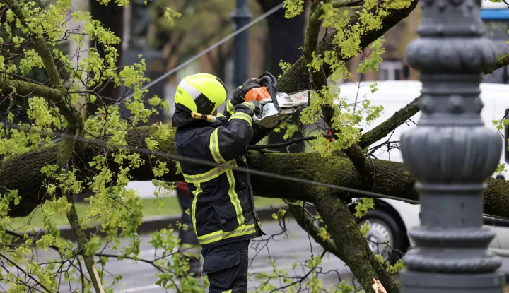 Zagreb, 27.03.2026 - Posljedice nevremena u Zagrebu.foto HINA/ Damir SENČAR/ ds