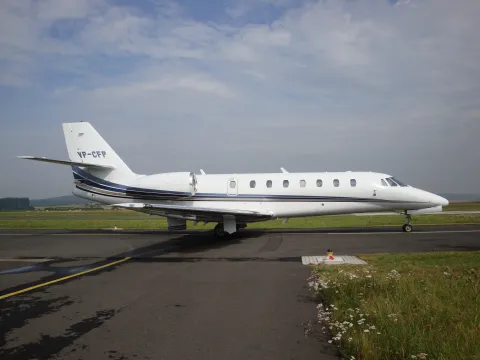 Prevozio multimilijardere, sporta&scaron;e i napisao knjigu: Letačku slavu stekao je kao privatni pilot saudijskog princa, Schumachera, ali i rudarskog magnata