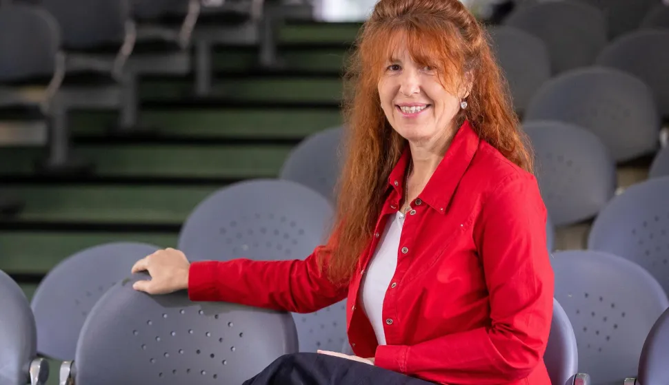 26.10.2022., Osijek - Profesorica Djula Borozan uvrstena je na listu 2% najutjecajnijih svjetskih znanstvenika, a listu tradicionalno svake godine obavi Sveuciliste Stanford iz Sjedinjenih Americkih Drzava. Photo: Davor Javorovic/PIXSELL