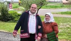 Kako se nekada odijevalo za Uskrs: Bračni par iz Kru&scaron;evice sprema se kao prije stotinu godina