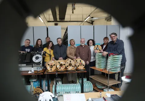 19.01.2026., Zagreb, HRT - Leon Rizmaul, urednik TV kalendara povodom 50 godina emisije sa kolegama redakcije TV kalendar. Photo: Robert Anic/PIXSELL