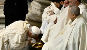 Pope Leo XIV performs the "Washing of the Feet" during the mass of the Lord?s Supper at St. John Lateran archbasilica in Rome, on April 2, 2026. (Photo by Filippo MONTEFORTE/AFP)