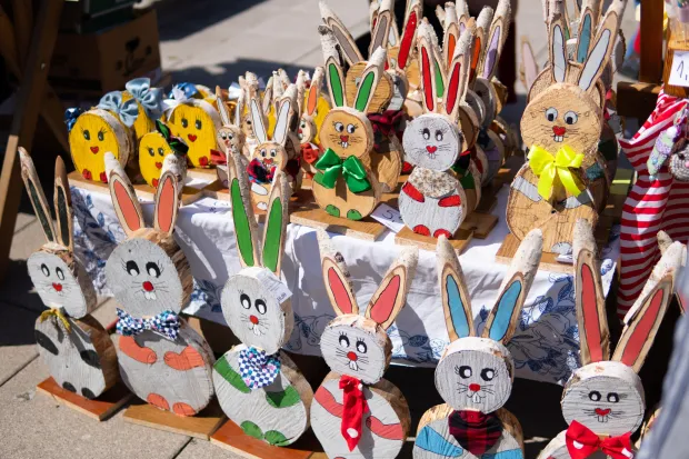 Osijek, 4. 4. 2026., Motozeke; Trg A. StarčevićaUskrs; program; sajam; djeca; gužva; posjetitelji; blagdan; motoklub