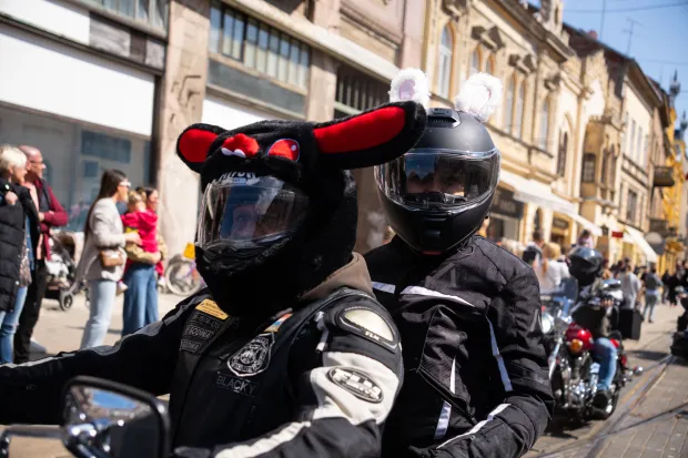 Osijek, 4. 4. 2026., Motozeke; Trg A. StarčevićaUskrs; program; motozeke; sajam; djeca; gužva; posjetitelji; blagdan; motoklub