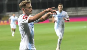 Rijeka, 24.08.2025. - Utakmica 4. kola SuperSport HNL između HNK Rijeke i NK Varaždin na stadionu Rujevica. Na fotografiji Toni Fruk. foto HINA/ Miljenko KLEPAC/ mk