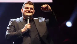 31.01.2026. Split - Stand up s mudima, humanitarni spektakl - najveci stand up u regiji koji se odrzava povodom 10 godina Bradate aukcije i 10 godina Splitske scene. Nastupaju Ante Travizi, Ivica Lazaneo, Josip Skiljo, Tomislav Primorac uz goste iz regije Goran Vincic, Vlatko Stampar, Srdjan Olman, Andrija Dobanovic. Zajednicki cilj skupiti milijun eura za magnetnu rezonancu za KBC Split - Kliniku za onkologiju i radioterapiju. Photo: Ivana Ivanovic/PIXSELL