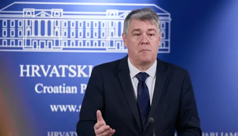 Zagreb, 08.04.2026. - Saborski zastupnik Boris Lalovac komentirao je prijedlog po kojemu bi Vlada mogla koristiti takozvani plivajući PDV za pomoć u kriznim vremenima.Na fotografiji Boris Lalovac.foto HINA/ Edvard &Scaron;U&Scaron;AK/ es