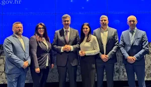 &scaron;kole bespovratna sredstva