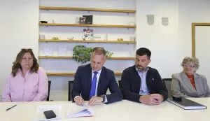 Ugovori za rekonstrukciju &scaron;kola Jsipovo i Čađavica