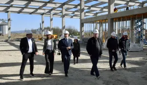 Vlajčić na gradili&scaron;tu pože&scaron;kog distribucijskog centra za voće i povrće: Radovi napreduju brže od plana, otvorenje tijekom sljedeće godine