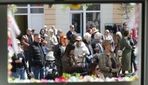 Osijek, 11. 04. 2026., Sunčana ulica, Sunčani pop-up, pop-rock ekipa 1- nastup, dizajnerice, secon hand shop, SNIMIO BRUNO JOBST