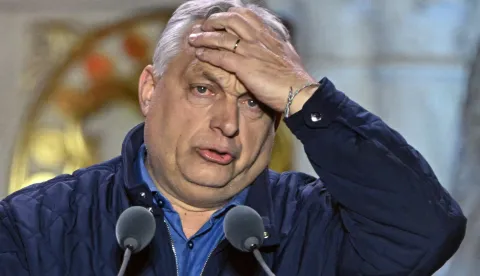 TOPSHOT - Hungarian Prime Minister Viktor Orban addresses supporters during his campaign closing rally at Buda Castle in Budapest on April 11, 2026, on the eve of the general election in Hungary. (Photo by Attila KISBENEDEK/AFP)/ALTERNATIVE CROP