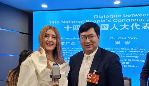 MAGQAZIN Dr_Cui_i_Ina_Stasevic_za_GS_INA KINA