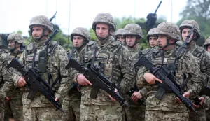 29.05.2019., Slunj - Na vojnom poligonu "Eugen Kvaternik" na Slunju odrzan je Dan uvazenih gostiju (Distinguished Visitors Day - DVD) medunarodne vojne vjezbe "Immediate Response19". Uz potpredsjednika Vlade i ministra obrane Damira Krsticevica i nacelnika Glavnog stozera OS RH generala zbora Mirka Sundova vjezbi su nazocili i direktor vjezbe, zapovjednik Zapovjednistva americkih kopnenih snaga za Europu general pukovnik Christopher Cavoli. Medunarodna vojna vjezba Immediate Response 19 je vjezba kojom Hrvatska vojska obiljezava 10. obljetnicu clanstva Republike Hrvatske u NATO savezu. Photo: Kristina Stedul Fabac/PIXSELL