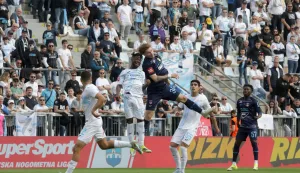 12.04.3036. Rijeka - Stadion HNK Rijeka, SuperSport HNL, 29. kolo, HNK Rijeka - NK Osijek. Dimitri Legbo i Anton Matkovic Photo: Goran Kovacic/PIXSELL