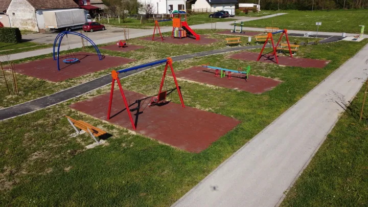 Petrijevci, igrali&scaron;te, za dan općine, travanj 2026.