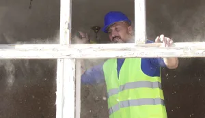 Osijek, 10. 10. 2025., Kanižlićeva 48b, početak radova, početak ru&scaron;enja, ru&scaron;evna zgrada, ru&scaron;enje, obilazak radova, građevinski radoviSNIMIO BRUNO JOBST