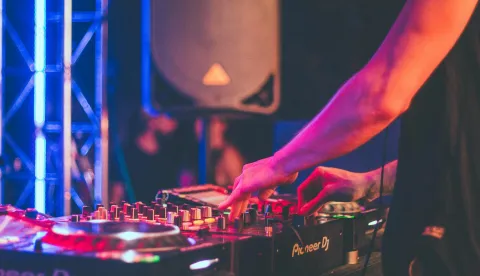 DJ party