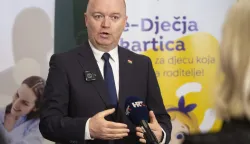 Zagreb, 15.04.2026 -Predsjednica i potpredsjednik Odbora za obitelj, mlade i sport Vesna Vučemilović i Marin Miletić, predsjednik Odbora za gospodarstvo Ivica Mesić i potpredsjednik Odbora za ravnopravnost spolova Tomislav Josić nazočit će svečanoj dodjeli priznanja "Poslodavac prijatelj obitelji" za 2025. godinu. Na slici ministar demografije i useljeni&scaron;tva Ivan &Scaron;ipić.foto HINA/ Sa&scaron;a KOLJAN/ sk