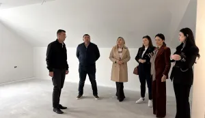 Vinkovački gradonačelnik Josip Romić sa suradnicima u obilasku radova